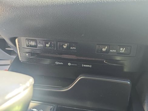 Used 2019 Lexus ES 350 w/ Premium Package image 22