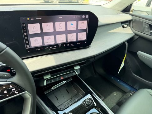 New 2026 Audi Q3 quattro 2.0T AWD/4WD image 18