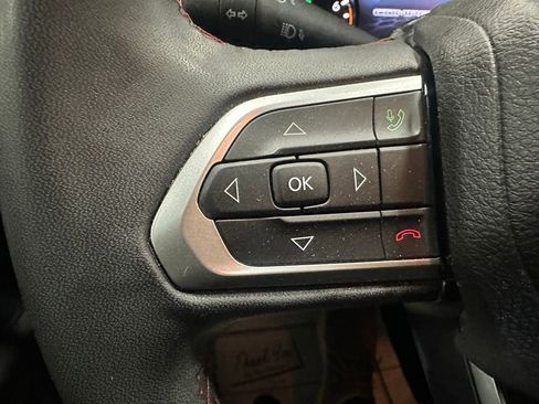 Used 2024 Jeep Compass Trailhawk image 11