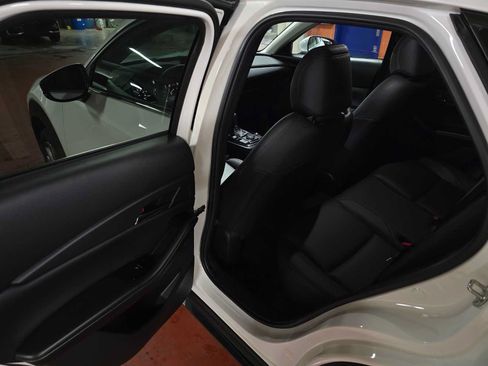 Used 2025 MAZDA CX-30 AWD 2.5 S w/ Preferred Package image 15