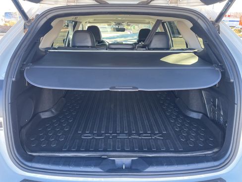 Used 2020 Subaru Outback Limited w/ Popular Package #2 image 15