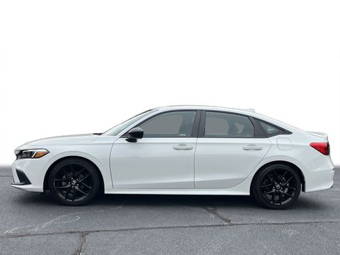 Used 2023 Honda Civic Sport image 19