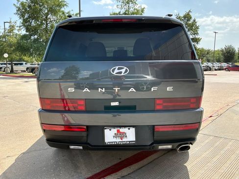 Used 2026 Hyundai Santa Fe SEL FWD image 7