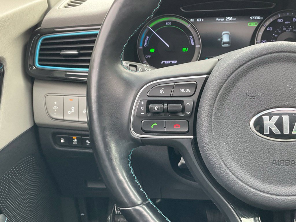 Used 2019 Kia Niro EX Premium w/ Sunroof Package FWD image 38