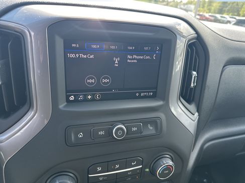Certified 2021 Chevrolet Silverado 2500 Custom w/ Custom Value Package AWD/4WD image 17