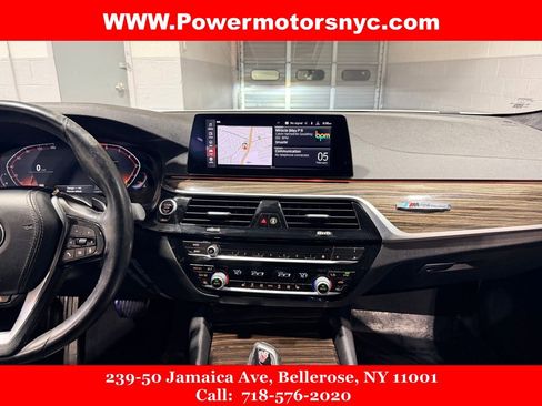 Used 2020 BMW 530i xDrive w/ Convenience Package AWD/4WD image 16