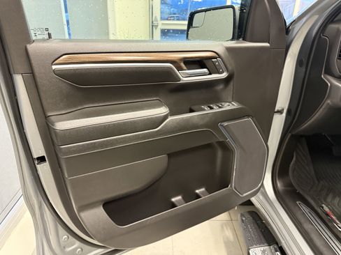 Used 2023 Chevrolet Silverado 1500 RST image 14