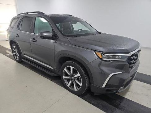 Used 2024 Honda Pilot Elite image 1