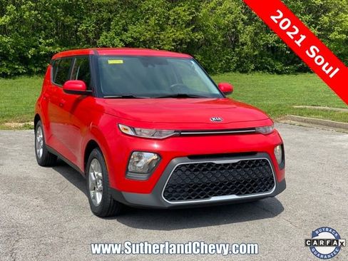 Used 2021 Kia Soul S image 1