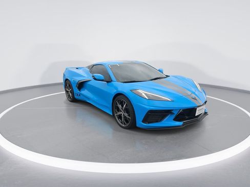 Used 2020 Chevrolet Corvette Stingray w/ 2LT Preferred Equipment Group image 2