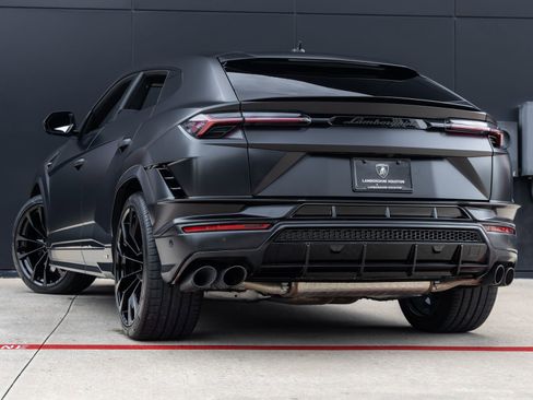 Used 2023 Lamborghini Urus S AWD/4WD image 6