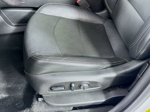 Used 2020 GMC Terrain SLT w/ Preferred Package image 23