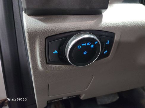 Used 2019 Ford F250 XL w/ Power Equipment Group image 24