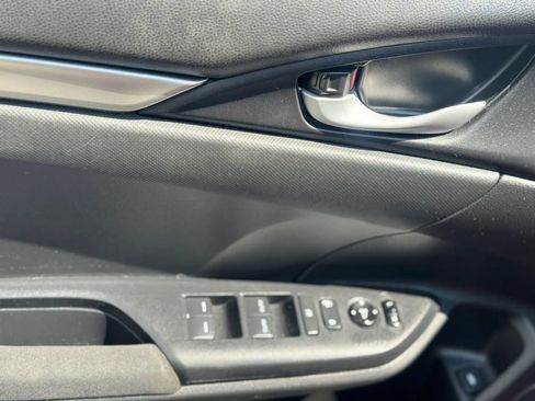 Used 2020 Honda Civic LX image 8