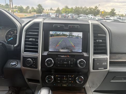 Used 2019 Ford F150 Lariat AWD/4WD image 24