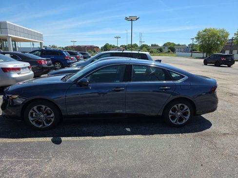 Used 2023 Honda Accord EX-L image 2