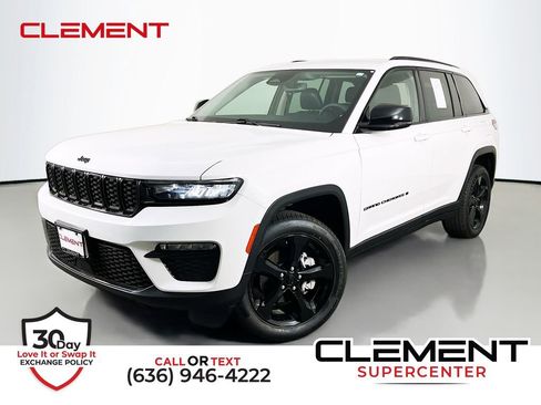Used 2023 Jeep Grand Cherokee Limited w/ Black Appearance Package AWD/4WD image 1