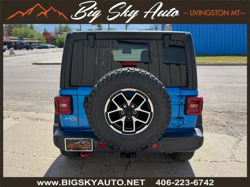 Used 2024 Jeep Wrangler Unlimited Rubicon AWD/4WD image 8