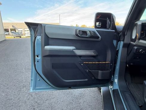 Used 2022 Ford Bronco Badlands image 22