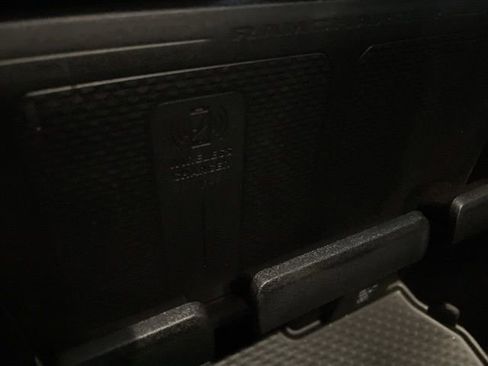 Used 2025 RAM 1500 Big Horn AWD/4WD image 10