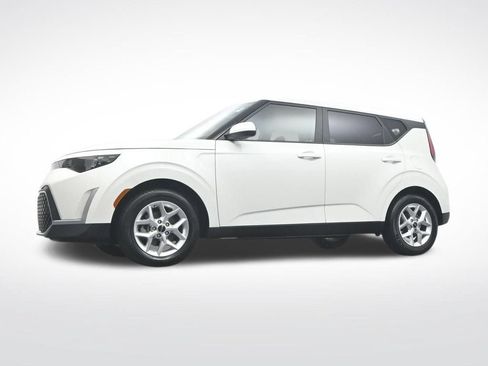 Used 2025 Kia Soul LX w/ LX Technology Package FWD image 31