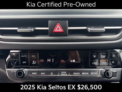 Certified 2025 Kia Seltos EX image 27