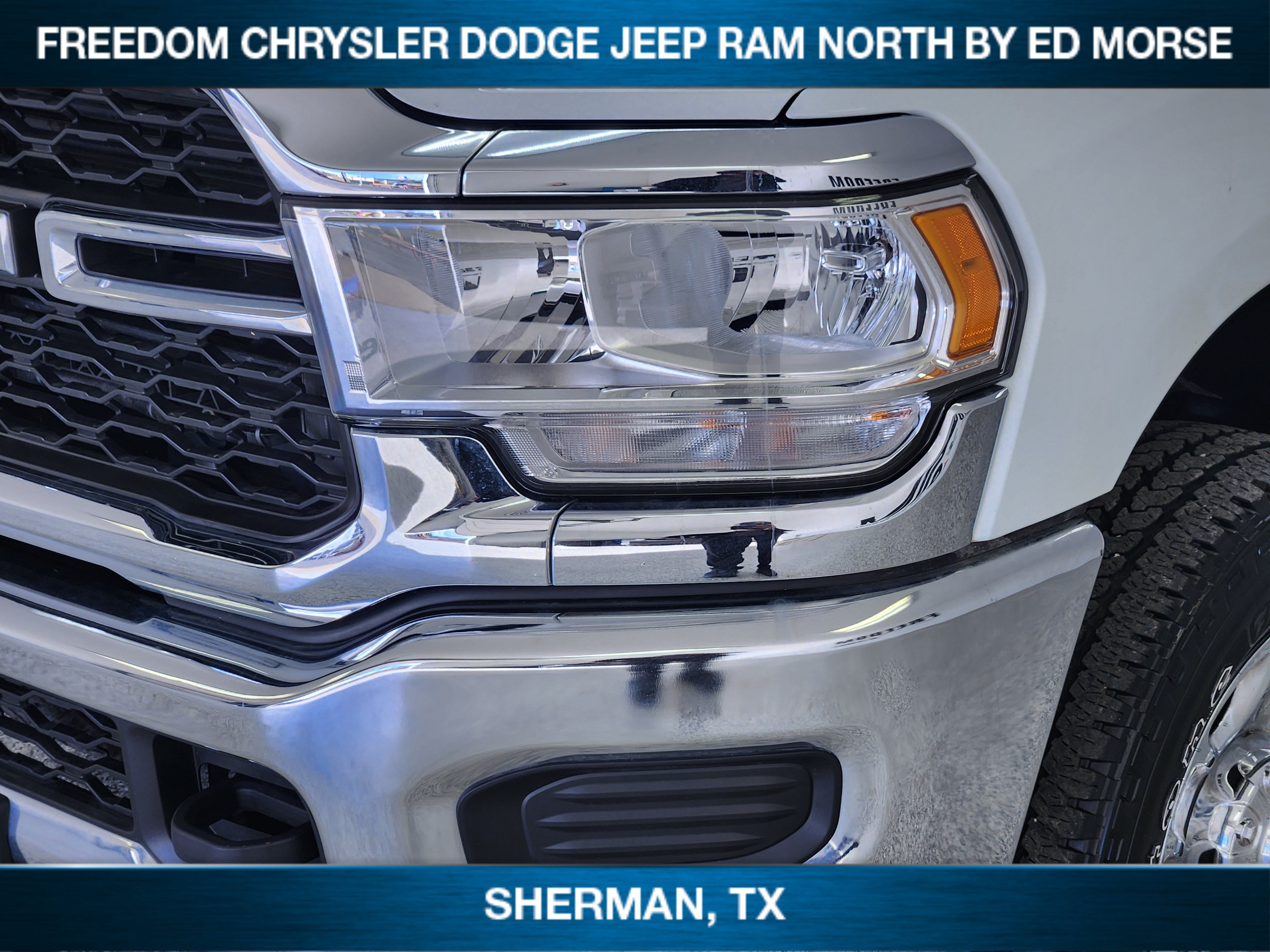 Used 2024 RAM 2500 Tradesman w/ Chrome Appearance Group AWD/4WD image 5
