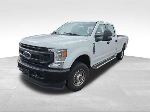 Used 2022 Ford F250 XL w/ Power Equipment Group AWD/4WD image 9