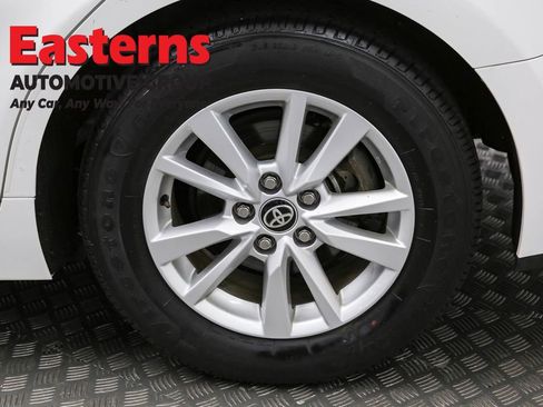 Used 2025 Toyota Camry LE FWD image 34