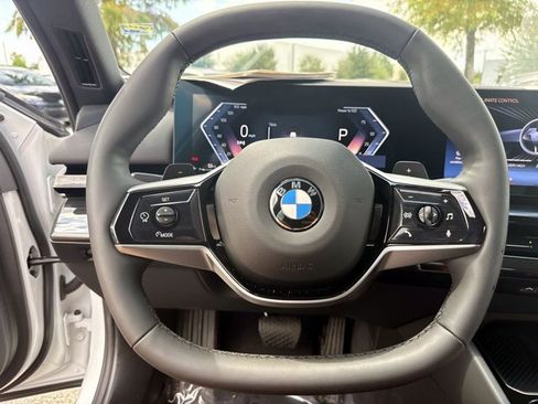 Used 2026 BMW 530i RWD image 27