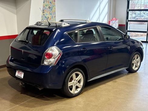 Used 2010 Pontiac Vibe AWD w/ Sun And Sound Package image 49