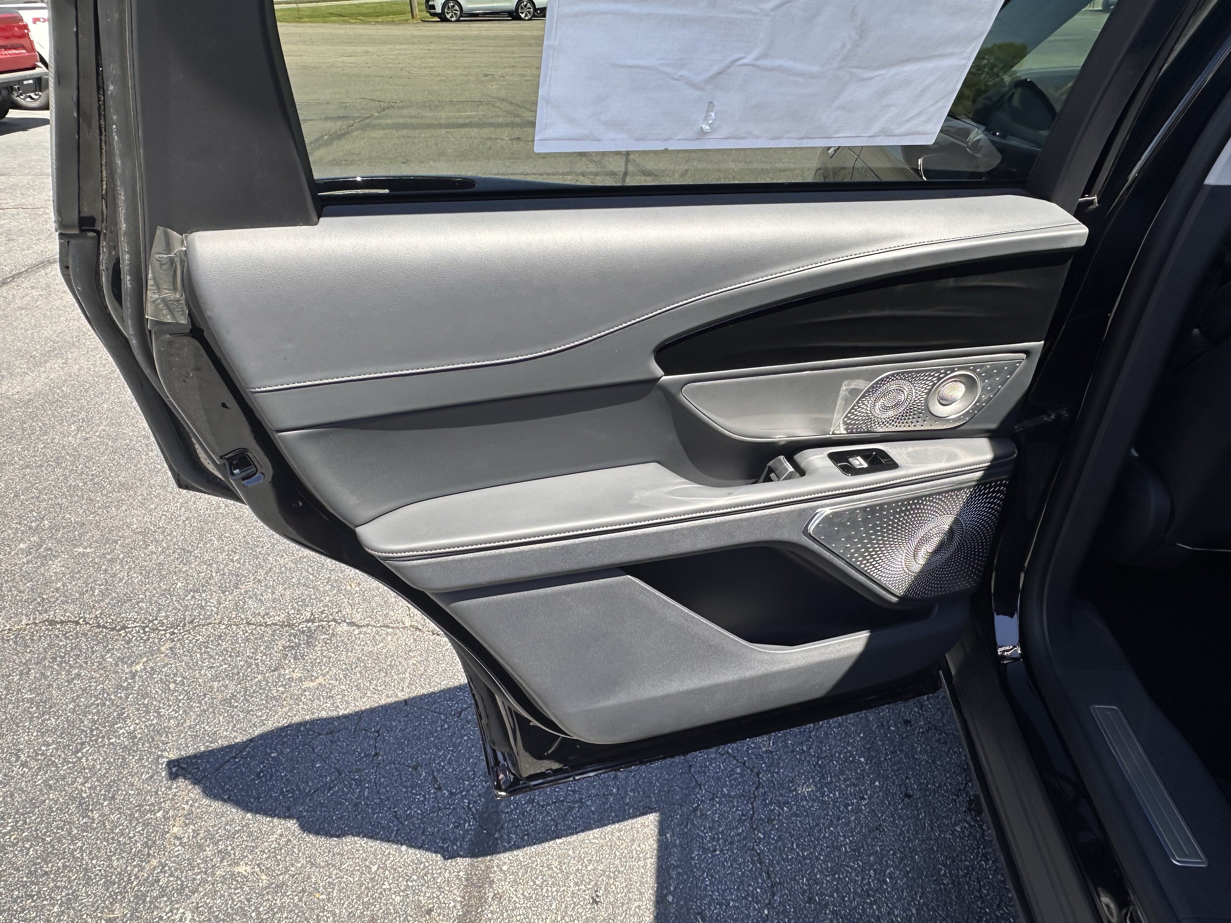Used 2026 Lincoln Nautilus Reserve AWD/4WD image 16