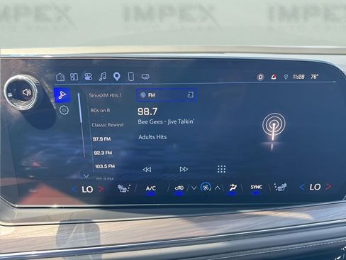 Used 2025 Chevrolet Tahoe LT image 18