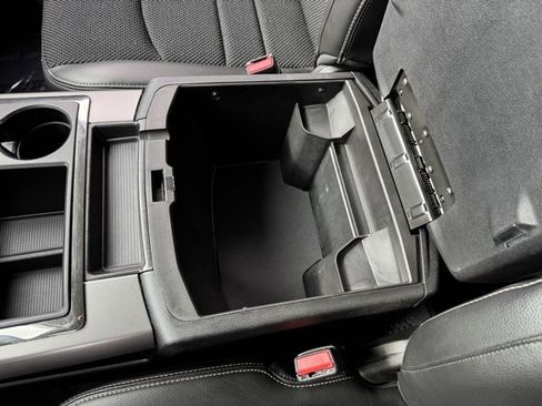 Used 2013 RAM 1500 Sport w/ Sport Premium Group image 14