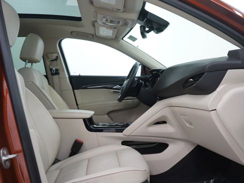 Used 2022 Buick Envision Essence w/ Technology Package I image 11