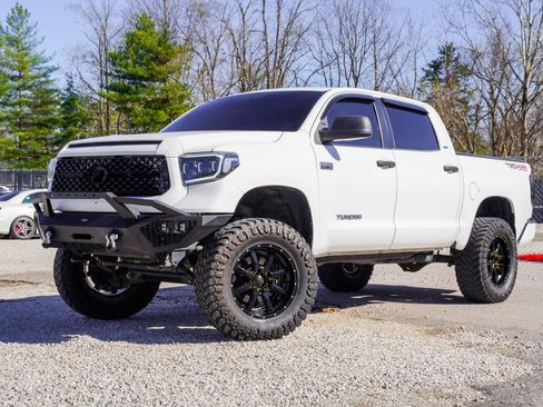 Used 2016 Toyota Tundra SR5 w/ TRD Off Road Package AWD/4WD image 2