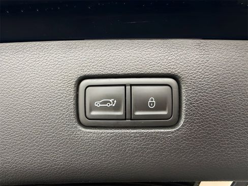 Used 2024 Genesis GV80 2.5T image 22