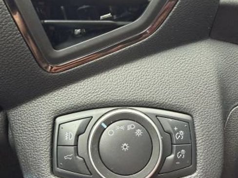 Used 2018 Ford Escape SEL AWD/4WD image 22