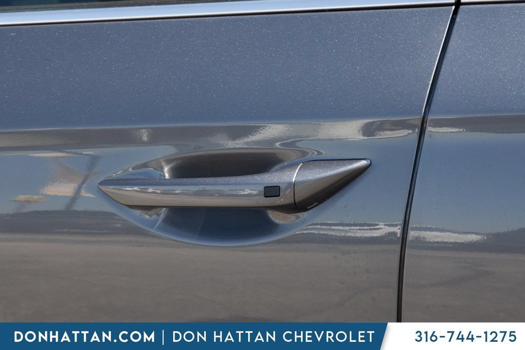 Used 2017 Hyundai Ioniq SEL FWD image 28