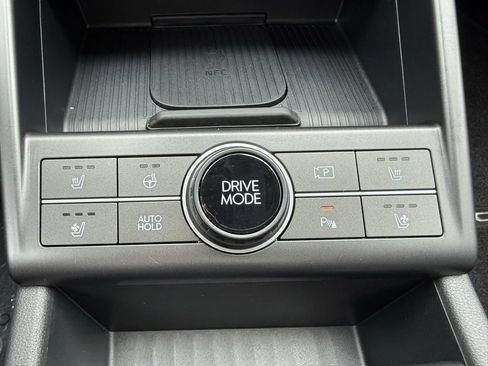 Certified 2025 Hyundai Kona Limited FWD image 29