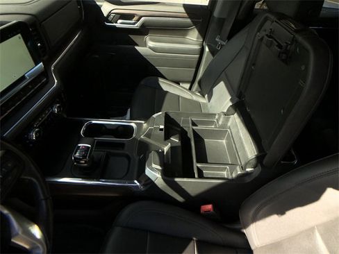 Certified 2022 GMC Sierra 1500 SLT w/ SLT Premium Plus Package image 29