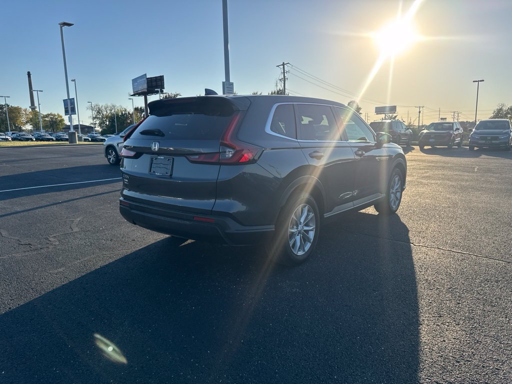 Used 2025 Honda CR-V EX-L image 3