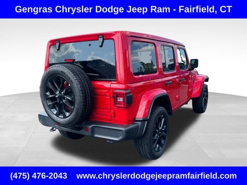 Certified 2025 Jeep Wrangler Unlimited Sahara w/ Safety Group AWD/4WD image 7