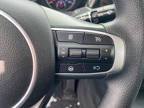 Used 2023 Kia K5 LXS image 12