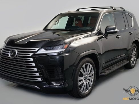 Used 2026 Lexus LX 700h Ultra Luxury image 3