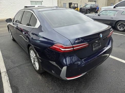 Used 2024 BMW 530i xDrive w/ Executive Package image 6