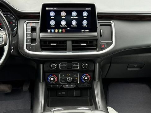 Used 2021 Chevrolet Suburban Z71 w/ Z71 Signature Package image 38