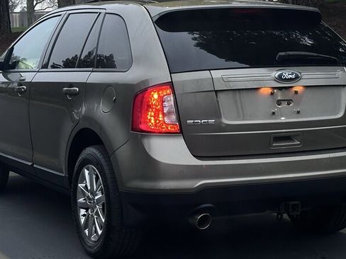 Used 2014 Ford Edge SEL w/ Equipment Group 205A image 6