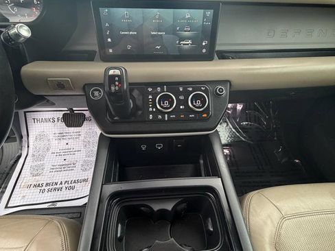 Used 2020 Land Rover Defender 110 HSE AWD/4WD image 30