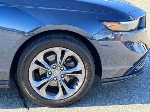 Used 2024 Honda Accord EX image 39
